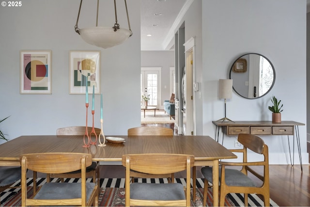 dining area with recessed lighting