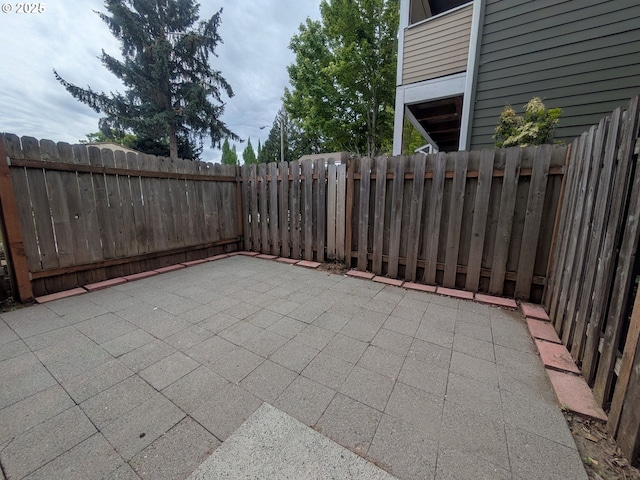 3159 SW Jaden Dr, Beaverton, OR 97003 - view of patio / terrace featuring fence