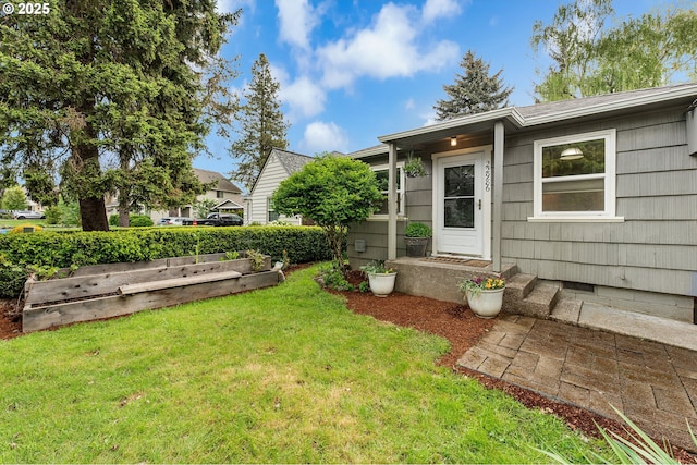 exterior space featuring a lawn