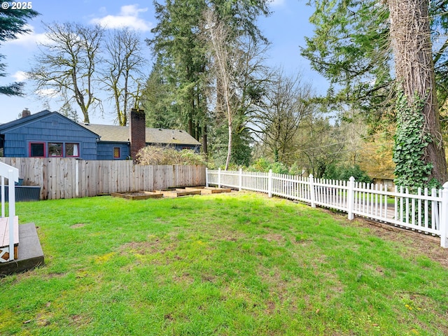 8920 SW 9th Dr, Portland, OR 97219 - view of yard