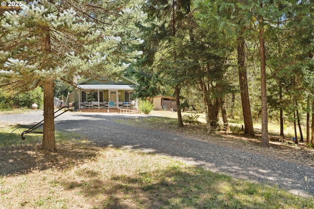 7291 Rice Valley Rd, Oakland, OR 97462 - view of yard with covered porch
