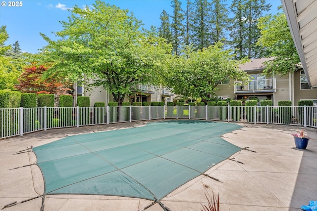 4728 W Powell Blvd Unit 231, Gresham, OR 97030 - view of pool with a patio area