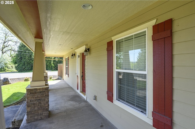 50 W Taylor St, Carlton, OR 97111 - view of patio with covered porch
