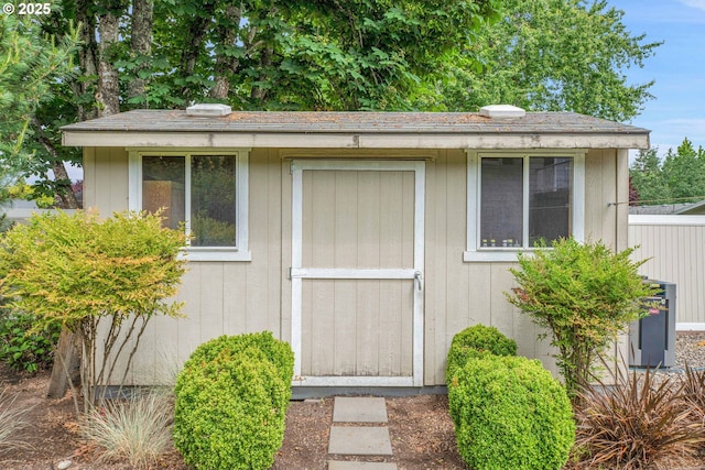 11675 SW Lynn St, Portland, OR 97223 - view of shed