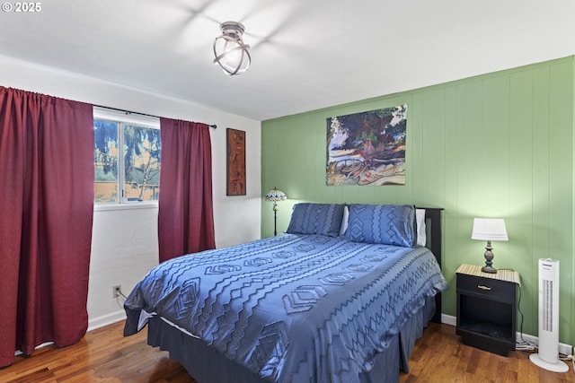 1538 Grove St, Eugene, OR 97404 - bedroom featuring wood finished floors and baseboards