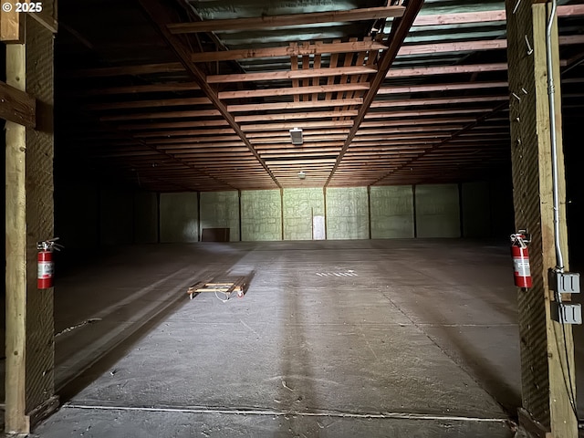 15400 SE Barlow Ct, Damascus, OR 97089 - view of garage