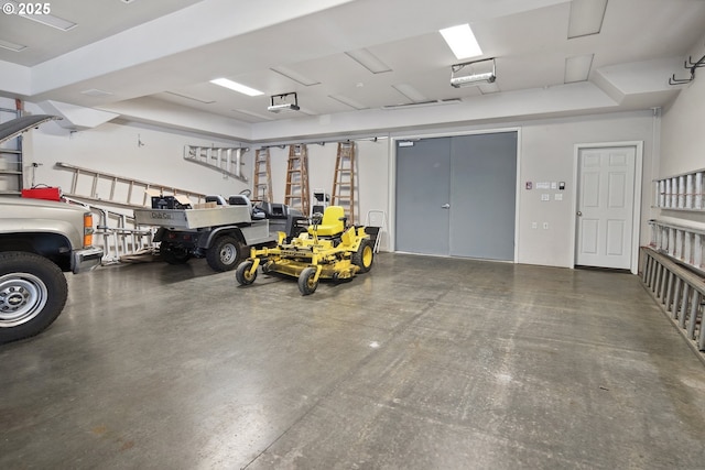 1500 SE Waverly Dr, Milwaukie, OR 97222 - view of garage