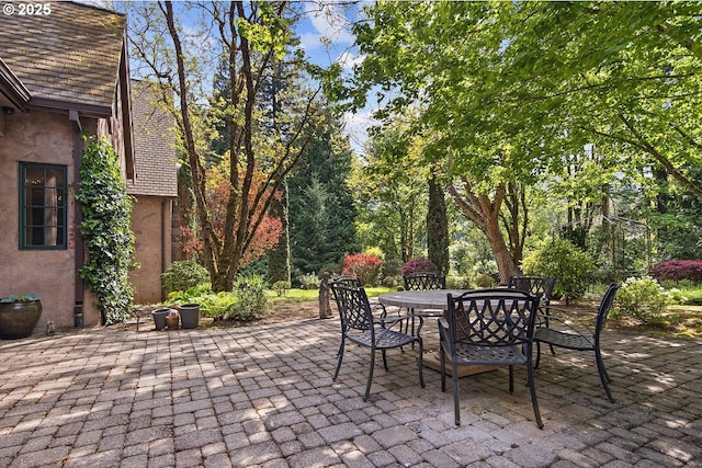 1500 SE Waverly Dr, Milwaukie, OR 97222 - view of patio with outdoor dining space