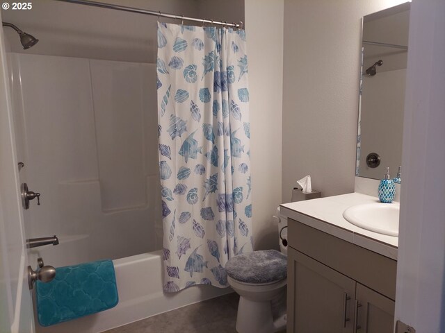 16610 Pine Creek Dr, La Pine, OR 97739 - full bath with vanity, shower / tub combo, and tile patterned flooring