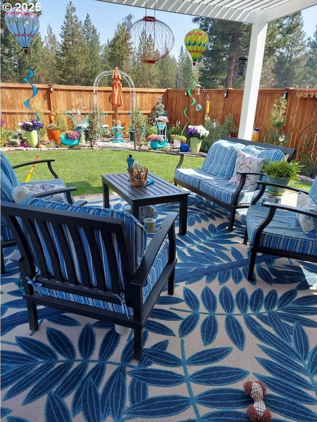 16610 Pine Creek Dr, La Pine, OR 97739 - view of patio featuring an outdoor hangout area