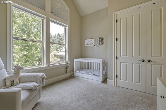 21540 SW 110th Pl, Tualatin, OR 97062 - bedroom featuring carpet, vaulted ceiling, and baseboards