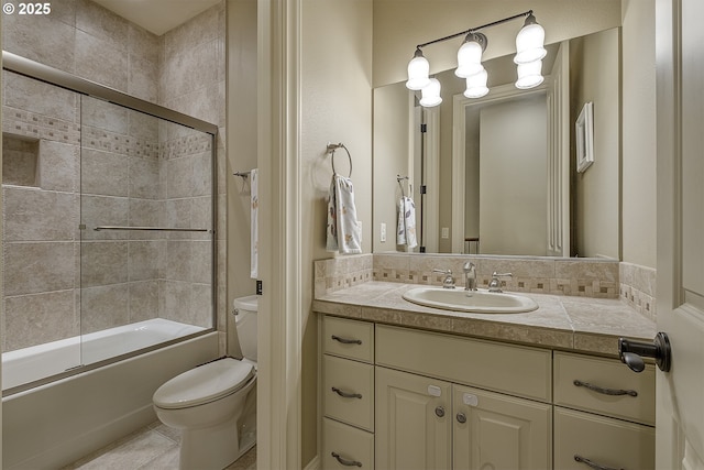 21540 SW 110th Pl, Tualatin, OR 97062 - full bath featuring toilet, vanity, and enclosed tub / shower combo