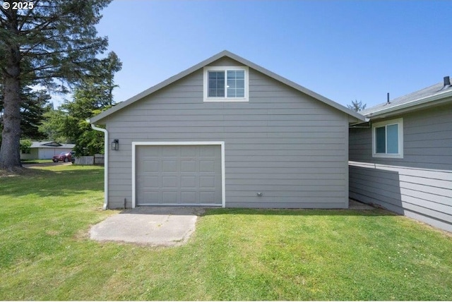 3060 Pine St, North Bend, OR 97459 - view of detached garage