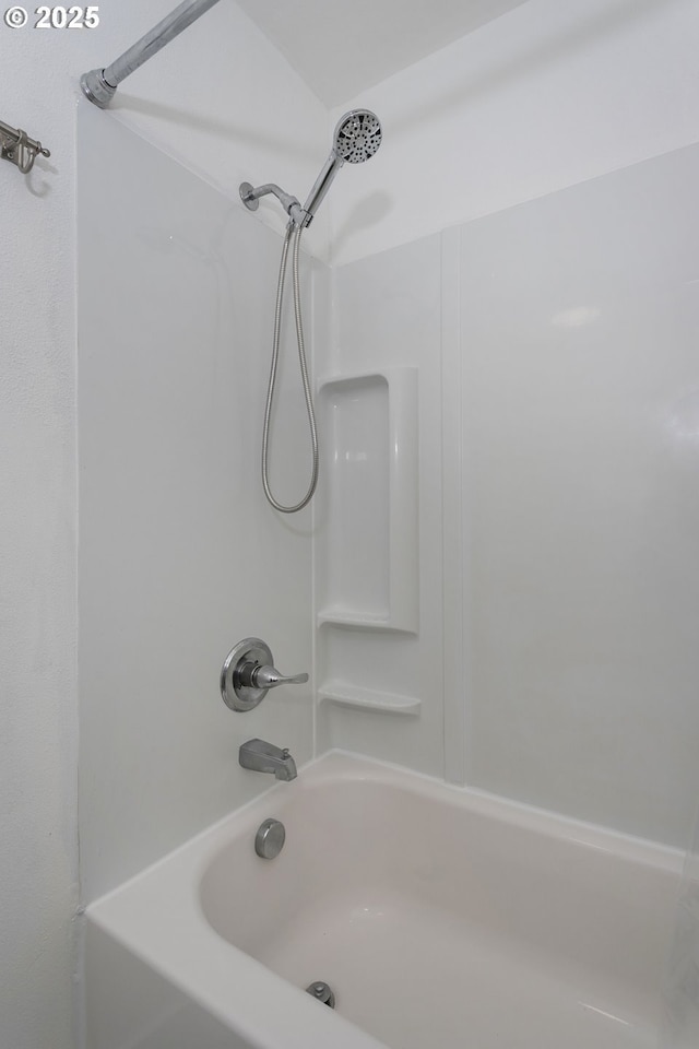 2125 NE 48th Ave, Portland, OR 97213 - bathroom with shower / bath combination