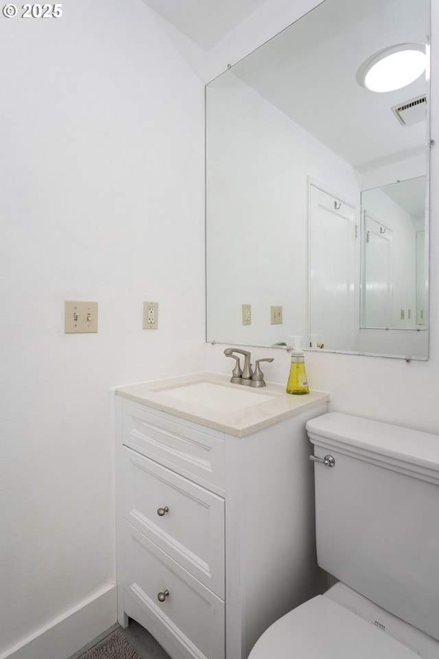 2125 NE 48th Ave, Portland, OR 97213 - half bathroom featuring vanity and toilet