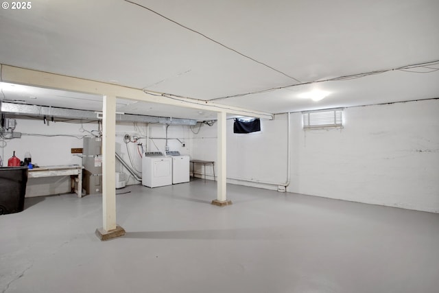 2125 NE 48th Ave, Portland, OR 97213 - below grade area with washing machine and dryer