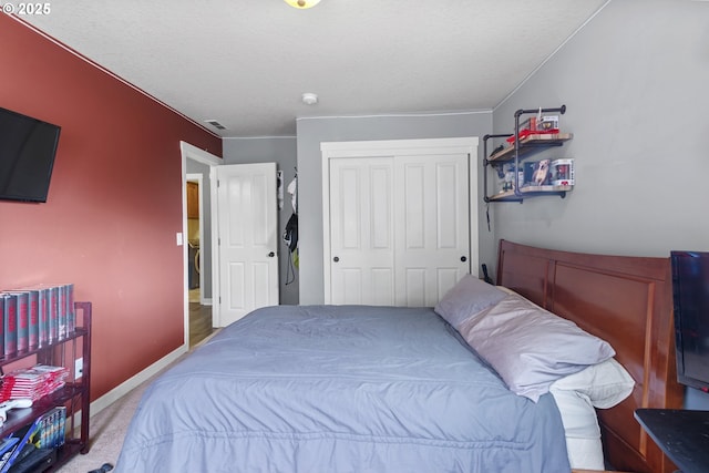 4219 NE 157th Ct, Vancouver, WA 98682 - carpeted bedroom with a closet and visible vents