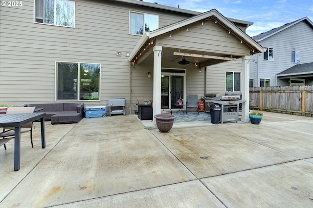 4219 NE 157th Ct, Vancouver, WA 98682 - back of house with a patio area and fence