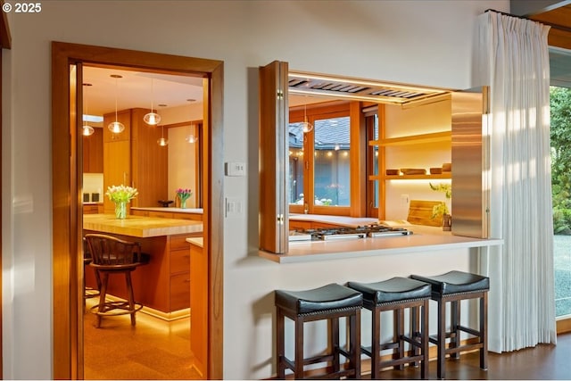 321 NW Hilltop Dr, Portland, OR 97210 - bar featuring stainless steel gas stovetop