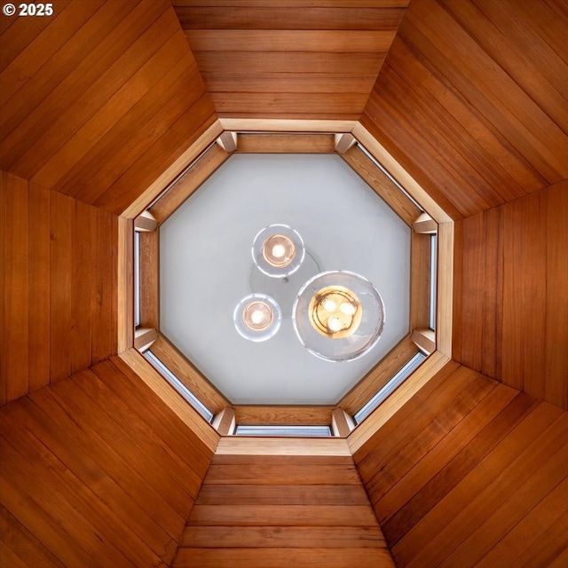 321 NW Hilltop Dr, Portland, OR 97210 - detailed view of wood ceiling