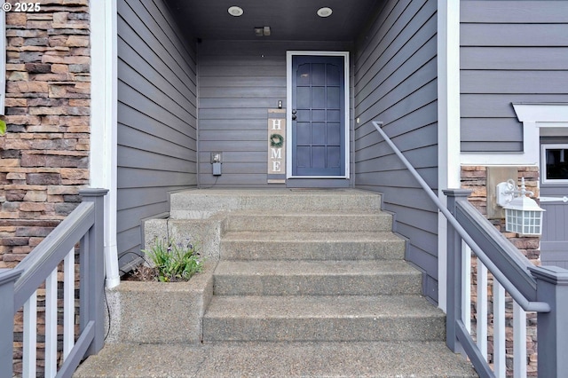 view of property entrance