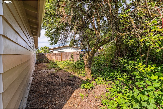 823 20th St, Springfield, OR 97477 - view of yard