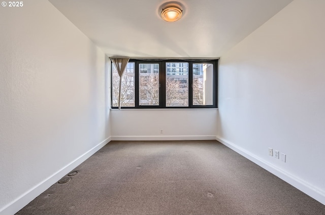 255 SW Harrison St Unit 3C, Portland, OR 97201 - carpeted spare room featuring baseboards