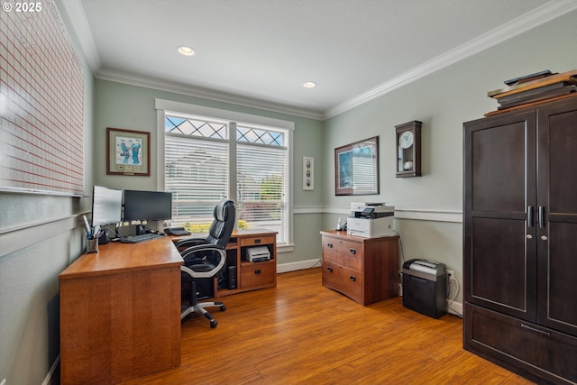 office area featuring crown molding, wood finished floors, baseboards, and recessed lighting