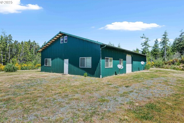 87372 Lois Ln, Bandon, OR 97411