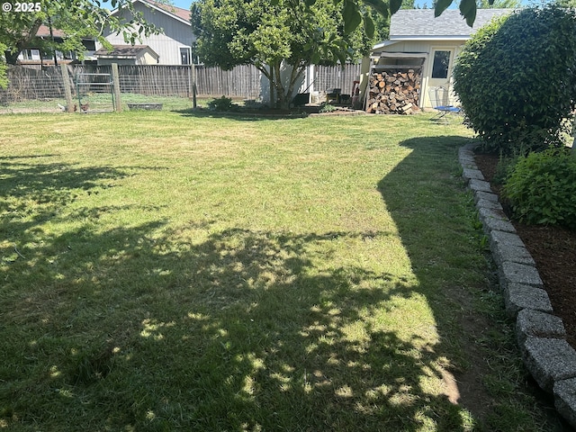 715 N 16th St, Cottage Grove, OR 97424 - view of yard