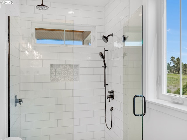 90190 Hobie Rd, Warrenton, OR 97146 - full bath featuring a shower stall and toilet