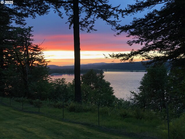 37333 NE Reed Rd, Corbett, OR 97019 - water view