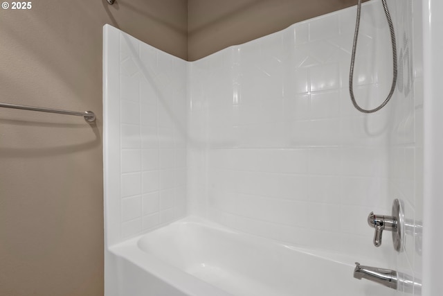 425 SE Shell Ave Unit 4, Depoe Bay, OR 97341 - bathroom featuring bathing tub / shower combination