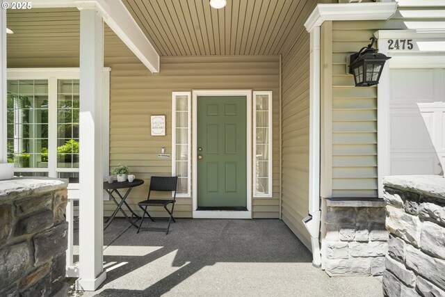 2475 NE 10th Ave, Hillsboro, OR 97124 - view of exterior entry with covered porch