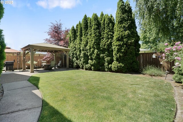 2475 NE 10th Ave, Hillsboro, OR 97124 - view of yard with a gazebo and a patio area