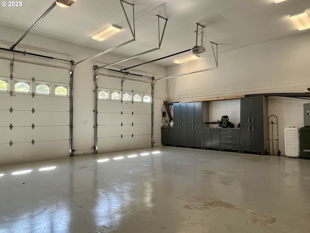 94414 Tom Cat Hill Rd, Gold Beach, OR 97444 - garage with a garage door opener