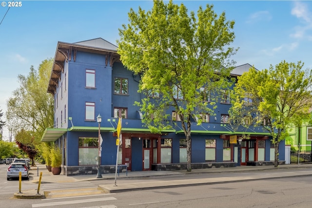 325 NE Graham St Unit 8, Portland, OR 97212 - view of building exterior