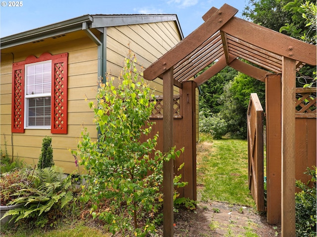 1305 Sandy Ridge Rd, Gearhart, OR 97138 - view of side of home