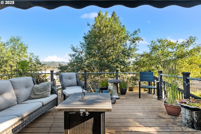 1842 NW Dogwood St, Roseburg, OR 97471 - wooden terrace with outdoor lounge area and a mountain view