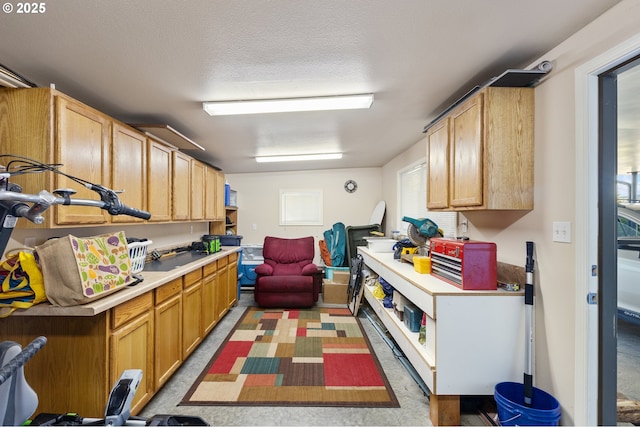 1842 NW Dogwood St, Roseburg, OR 97471 - kitchen featuring light countertops