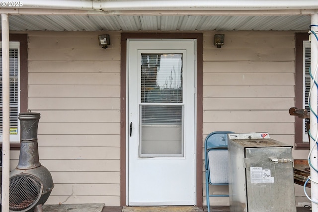 view of doorway to property