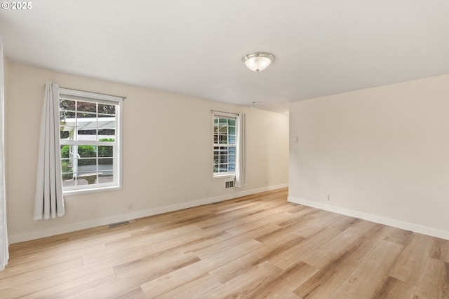 420 Mar Loop, Eugene, OR 97401 - empty room featuring light wood finished floors and baseboards