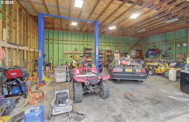 116 SE Williams Rd, Gresham, OR 97080 - view of garage