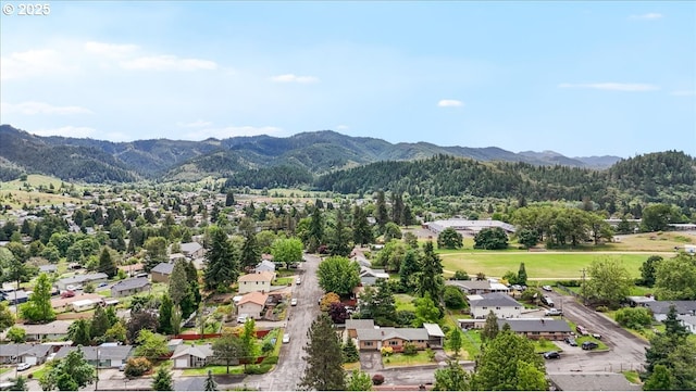 744 NE Craig St, Myrtle Creek, OR 97457 - view of mountain backdrop with nearby suburban area