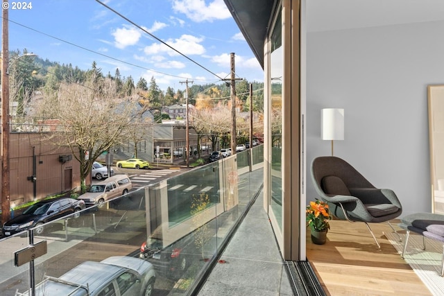 2795 NW Thurman St, Portland, OR 97210 - view of balcony