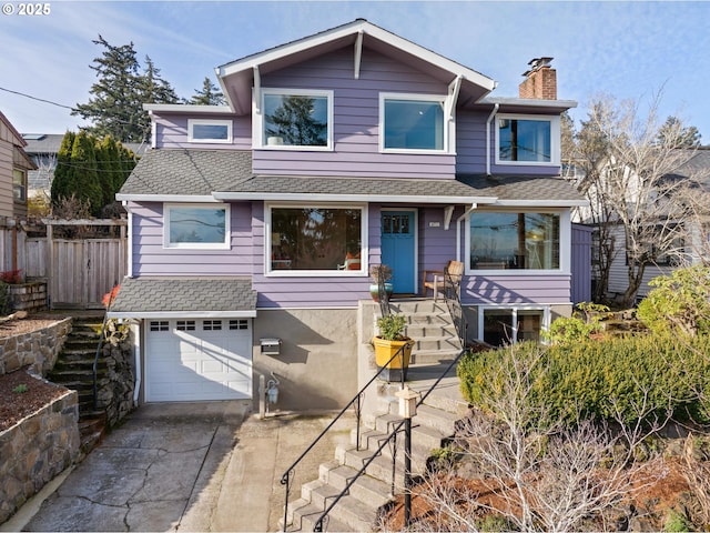 view of front facade featuring a garage