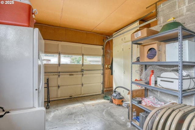 1318 SW 39th Ave, Pendleton, OR 97801 - garage with freestanding refrigerator