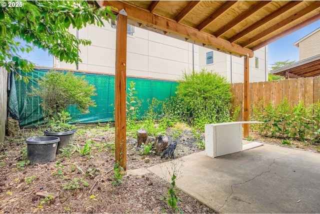 1165 SE 85th Ave, Portland, OR 97216 - view of patio / terrace