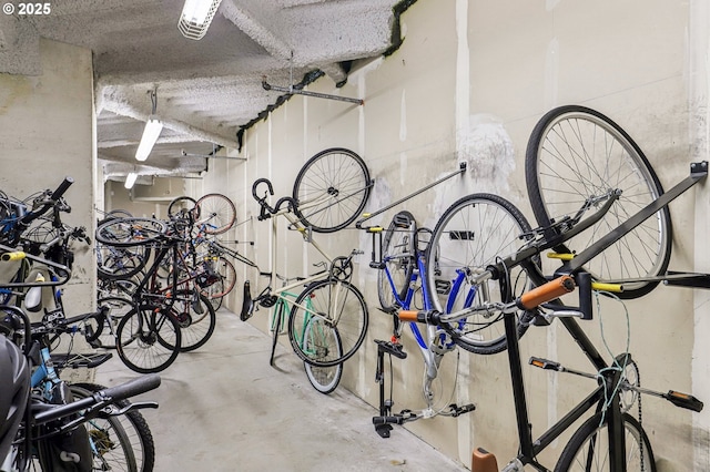 1420 NW Lovejoy St Unit 518, Portland, OR 97209 - garage featuring bike storage