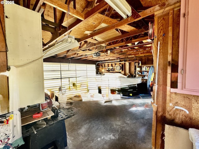 330 Maple St, Brookings, OR 97415 - view of garage